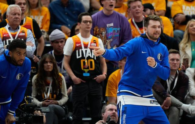 开云体育官网-爵士危难时刻想起防守绝活,他们还不想就此倒下