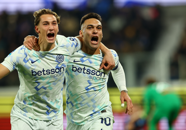 开云体育登录-8000万少一分不卖！英超球队想报价20岁射手，国米设置护城河